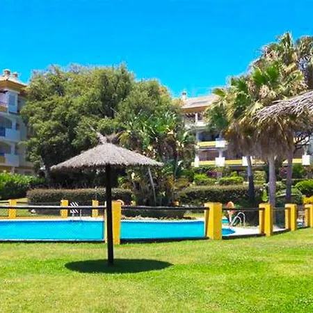Oleholidays Milla De Oro Nagueles Con Jardin